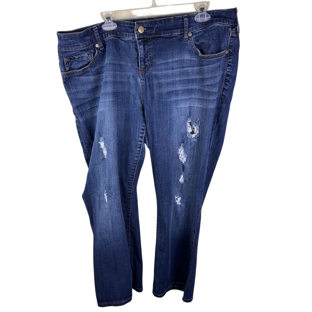 Torrid Blue Denim Straight Leg Mid Rise‎ Distressed Med Wash Jeans Womans SZ 18R